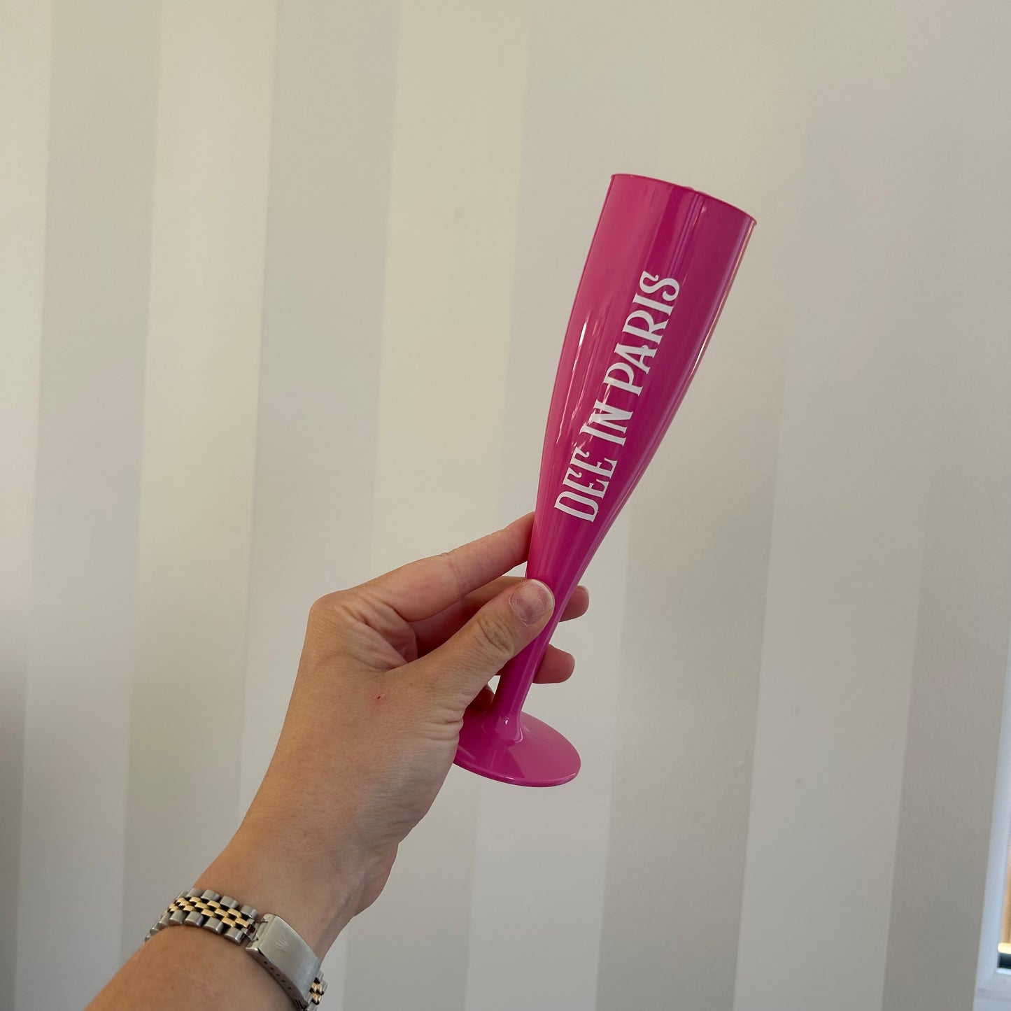 In Paris Personalised Pink and White Plastic Flutes