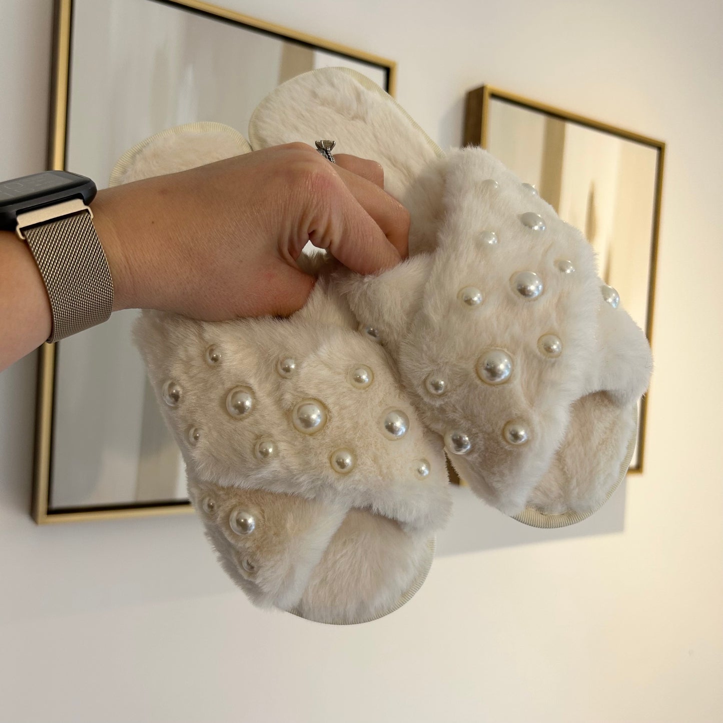 Pearl Fluffy Slippers