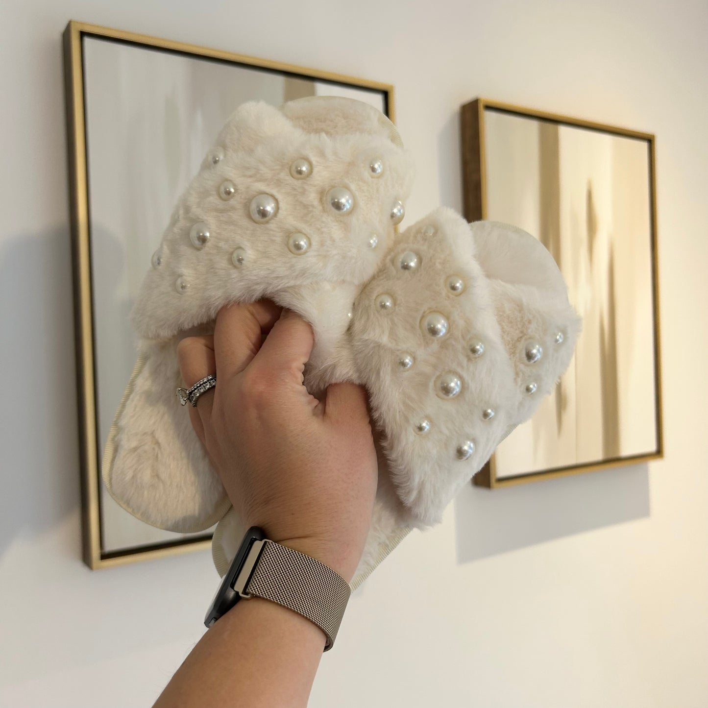 Pearl Fluffy Slippers