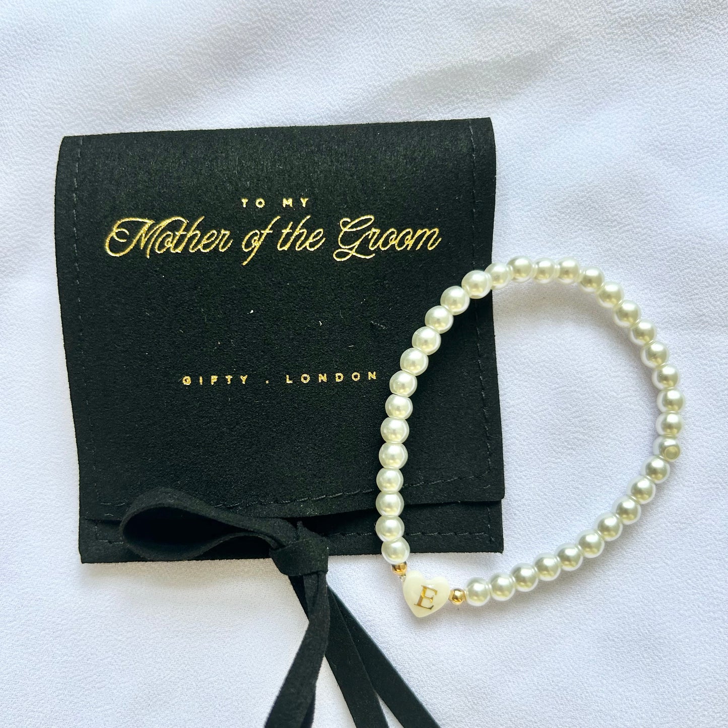 Personalised Bridesmaid Pearl Bracelet With Black Pouch