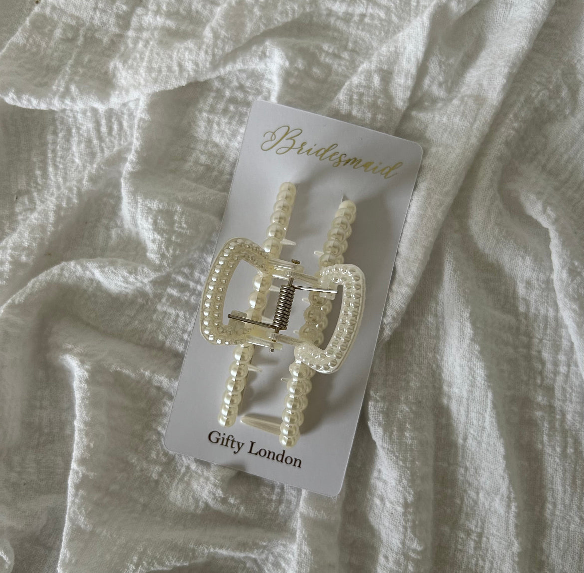 Pearl Claw Hair Clip