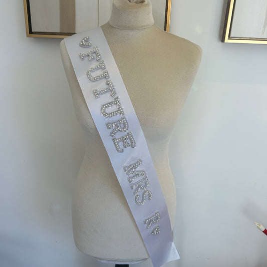 Pearl Diamate Future Mrs Sash