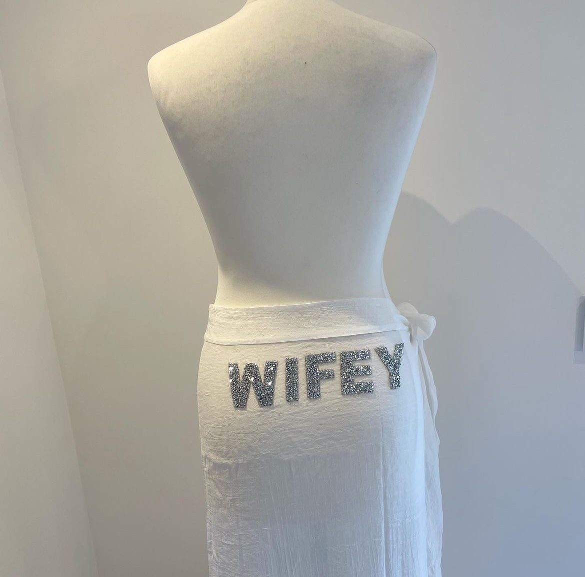 Wifey Sarong